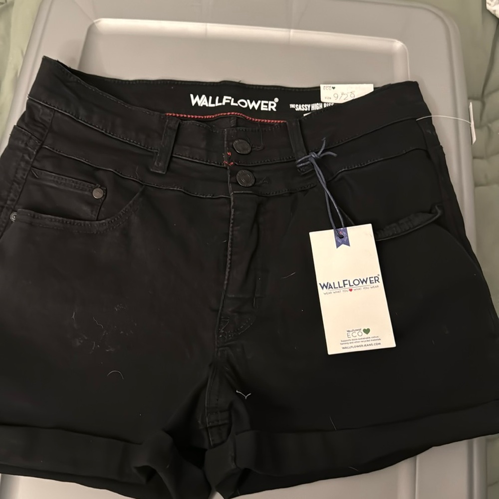 Wallflower sassy high rise